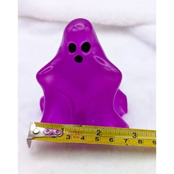 Glow-in-the-Dark Ghosts Set of 2 Purple to Blue 3" Tall Handcrafted Resin NEW - Picture 8 of 9
